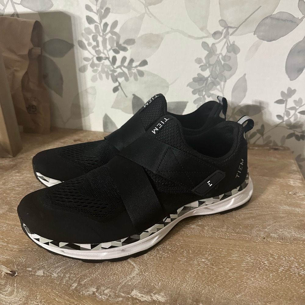 TIEM Slipstream Cycling Shoes